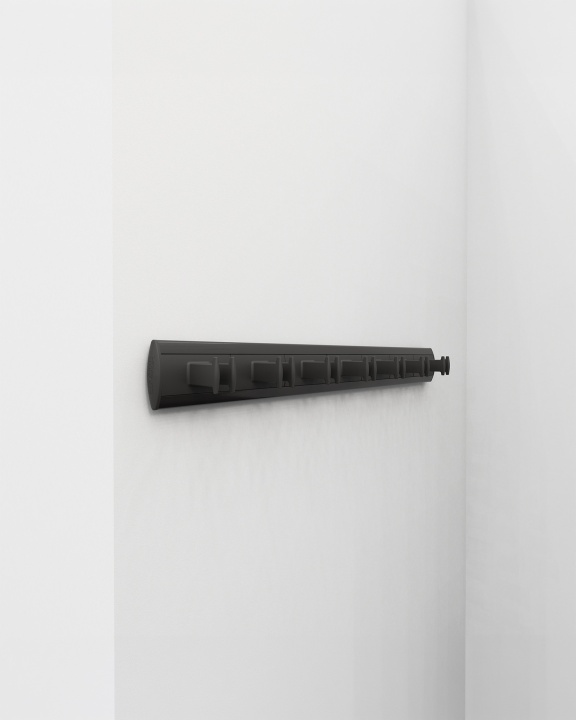 Servetto  Pull-out tie rack for wardrobes - image 1 de 2